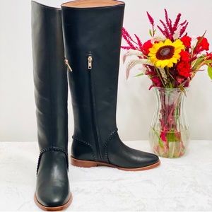 🪄SALE 🪄 Leather UGG Boots (NWT)